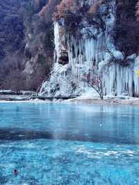 這是「冰河世紀秘境」也是西安賽里木湖