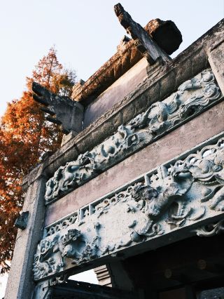 자성 고성 반나절 여행: 고요한 시간 속 산책