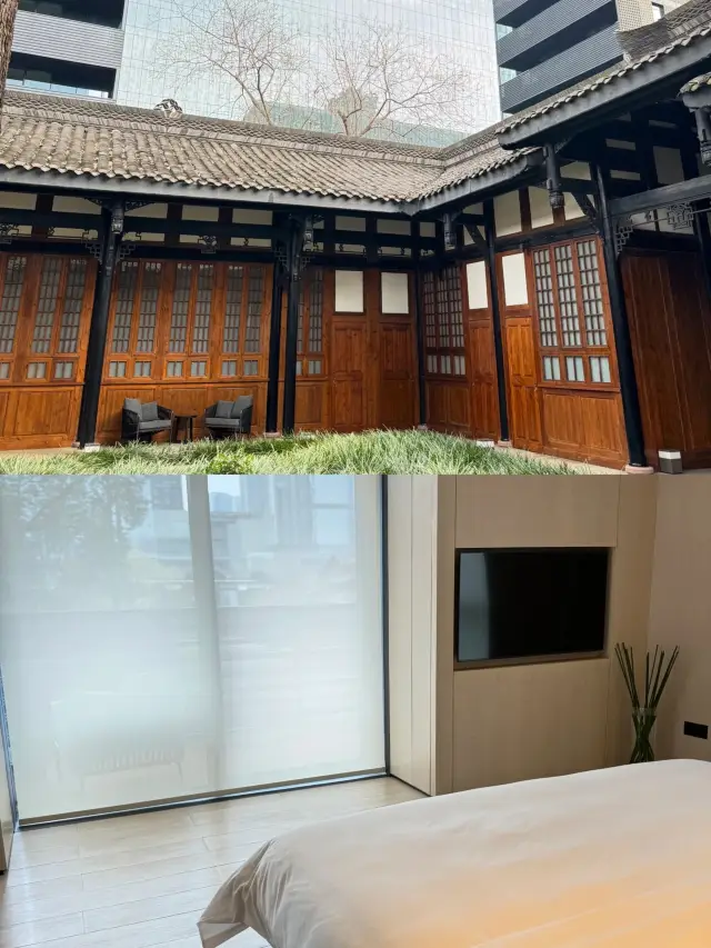 Chengdu | Hotel is also deserted