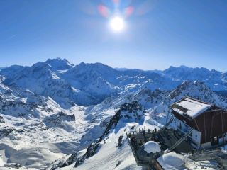 在蒙特福特滑雪：難忘的高山探險之旅🎿🏔️