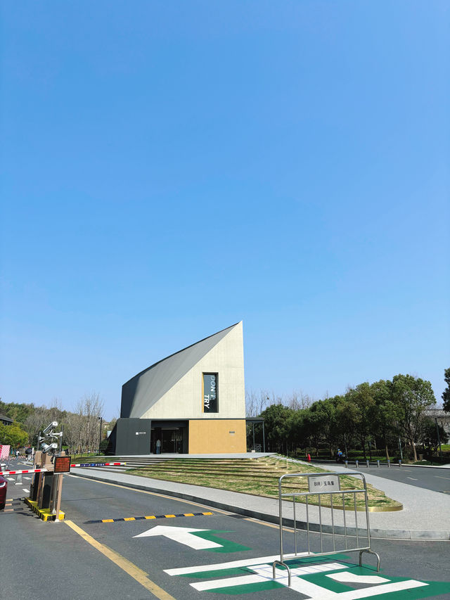 杭州最美書店｜玉鳥集大穀倉書店
