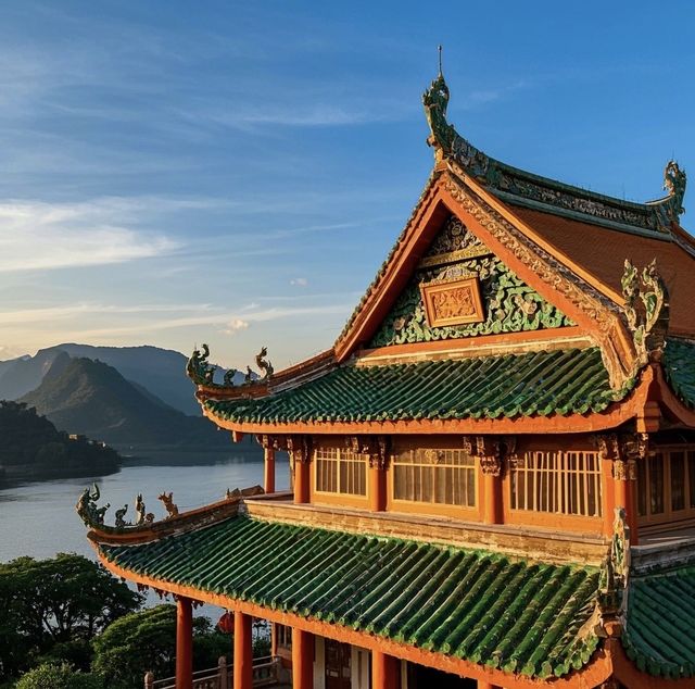 歸仁龍山寺：繁華中的靜謐禪境