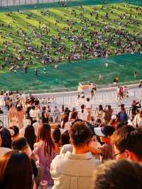 全銀川嘅人都喺度？覽山公園人潮太瘋狂啦！