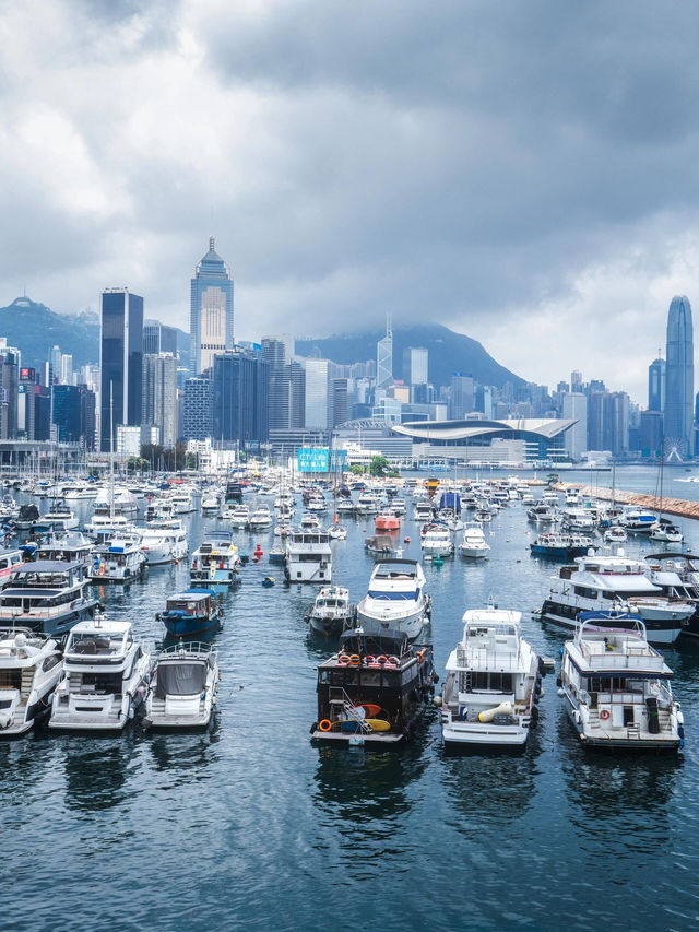 穿越城巿跨越山海！香港不只有繁華，搭雙層巴士玩盡赤柱+九龍夜景攻略🚍