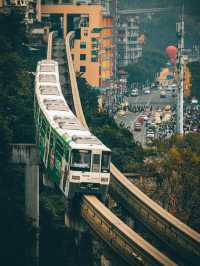 Conquer These 1️⃣8️⃣ Iconic Shots to Truly Say You’ve Seen Chongqing! ✈️