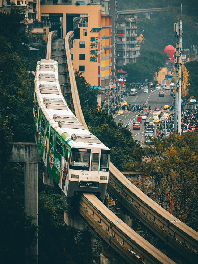 Conquer These 1️⃣8️⃣ Iconic Shots to Truly Say You’ve Seen Chongqing! ✈️