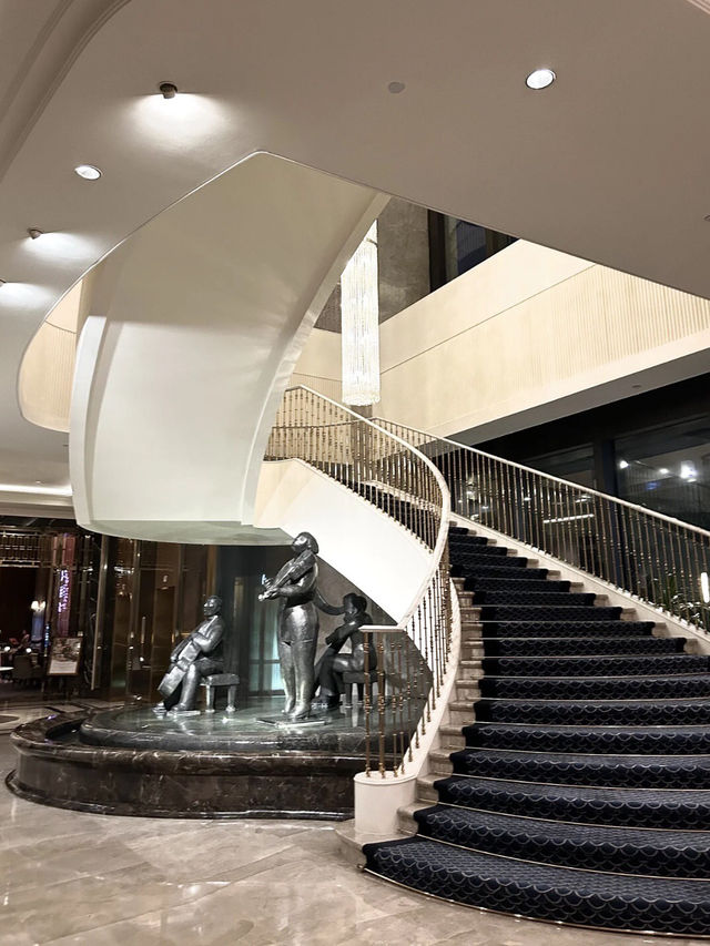 靜謐東海，水境如詩：深圳東海朗廷酒店