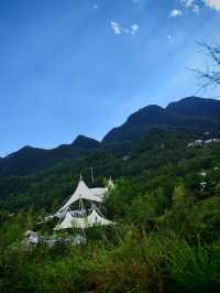 ## 逃離40℃！貴州六盤水親子避暑秘境，19℃嘅夏天太犯規啦！  熱浪灼人？冷氣房困獸？今個夏天