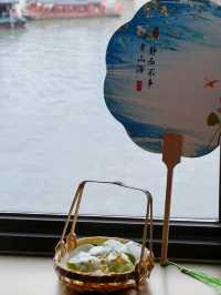 Dessert stop with a canal view • 🛶Suzhou