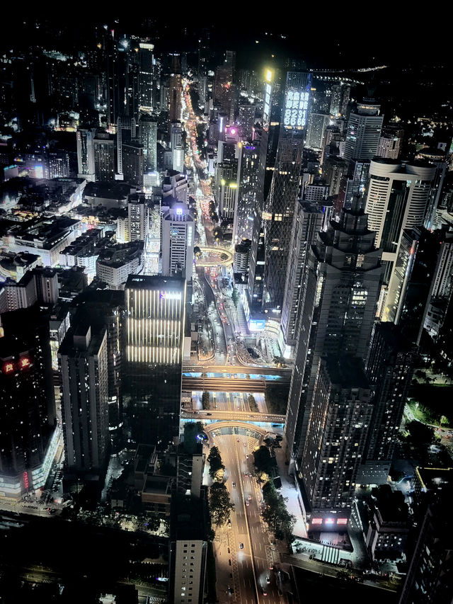 Discover the breathtaking views of Hong Kong and Shenzhen from the Meridian View Centre 🔭