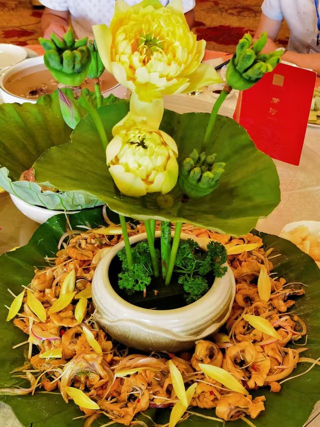 番禺蓮花山|荷花仙境，霧中金蓮美到窒息！