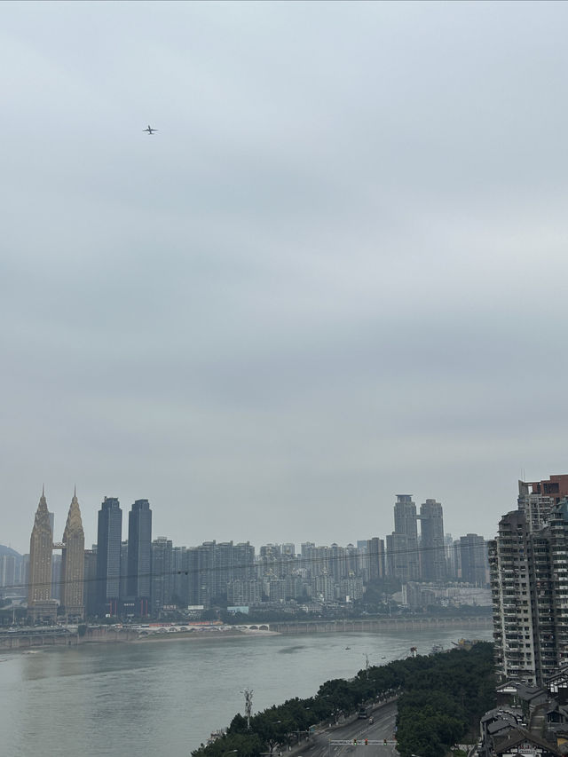 雲渝貴