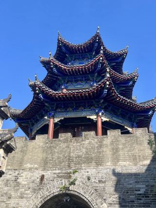 漢江煙雨，石泉古城的歲月呢喃