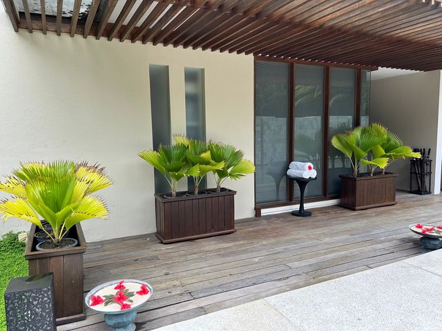 Unforgettable Honeymoon at Park Hyatt Maldives