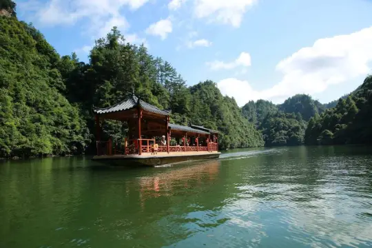 숨겨진 세상 속 낙원, 당신의 탐험을 기다립니다!