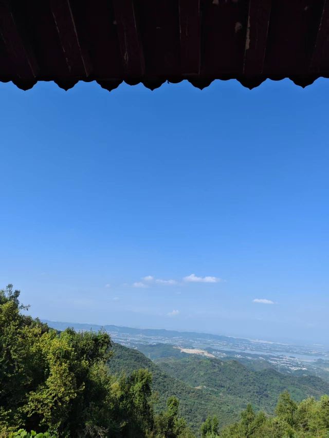 山水有靈，歲月含情：一場與自然的詩意相逢