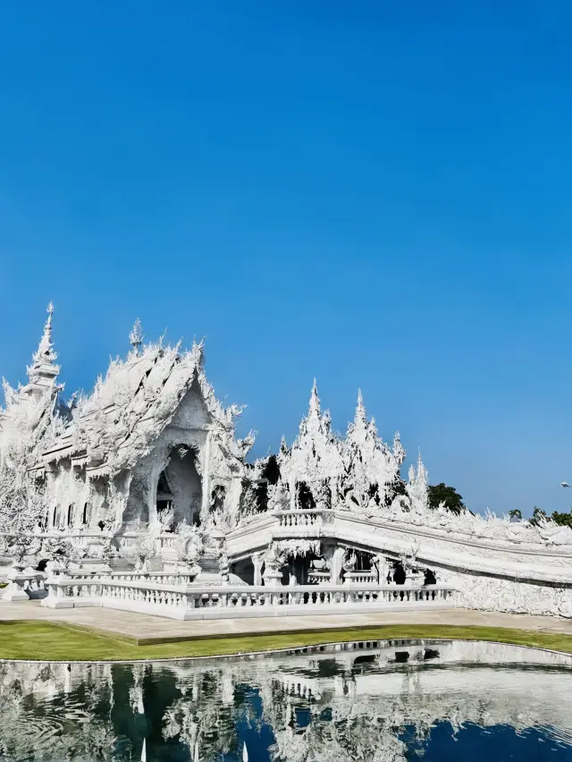 1-Day Private Car Tour in Thailand: Must-Visit Spots Without Any Disappointment