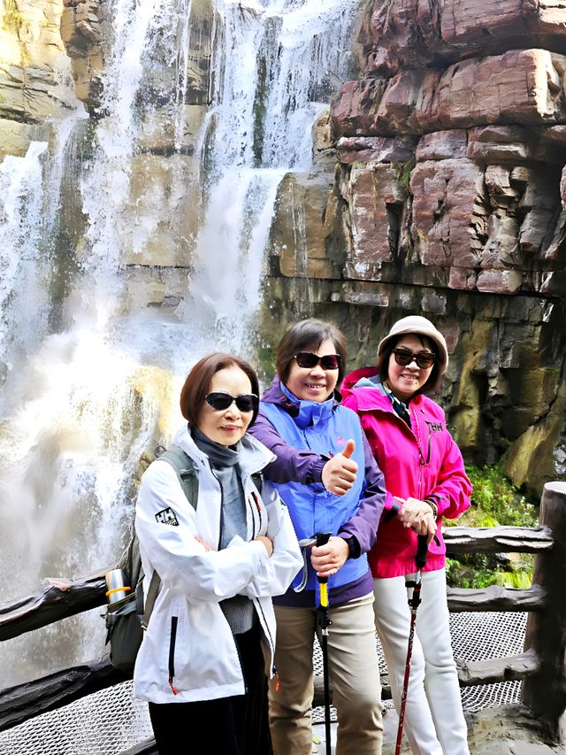 “華夏第一奇峽”實至名歸！雲臺山紅石峽絕美震撼