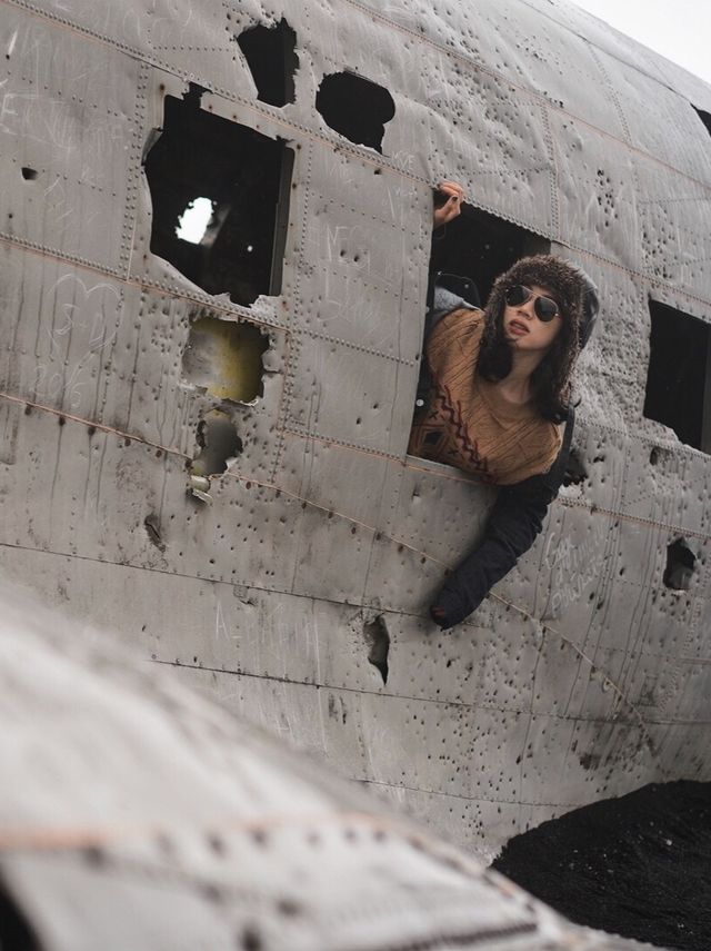 冰島飛機殘骸|陰雨天秒出末世大片 冰島飛機殘骸|陰雨天秒出末世大片