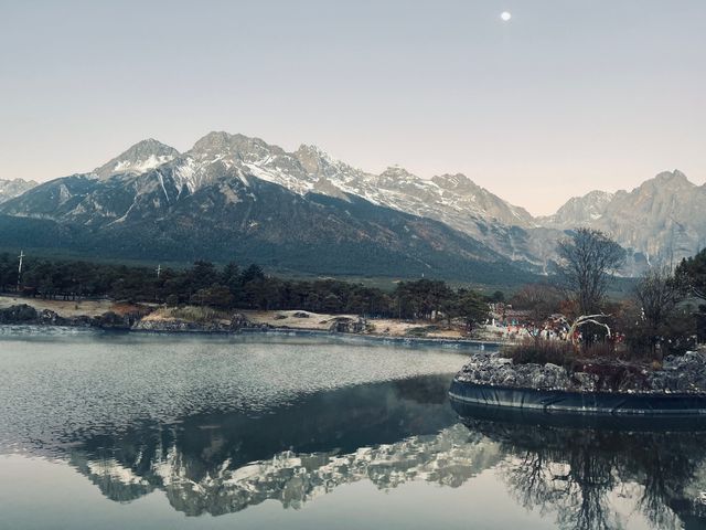 麗江玉龍雪山：把「鎏金雪山+翡翠湖」裝在眼睛裡的一天