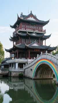 歡迎來到鳳凰古城  寶子們，如果你還在為尋找一個能讓心靈棲息，充滿古韻與風情的旅遊地而發愁，那鳳凰