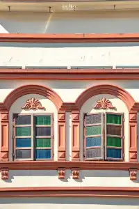 台山 | 百年騎樓裡極具特色的玻璃窗