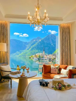 Fuschl! Staying in a lakeside castle in Austria