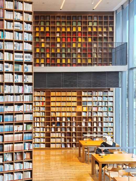 良渚大屋頂書店｜藏在清水混凝土裡的詩意書香，治癒所有浮躁｜Trip.com