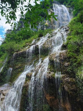 Chongqing locals really know how to hide secret spots—such a beautiful place and yet no one is here?