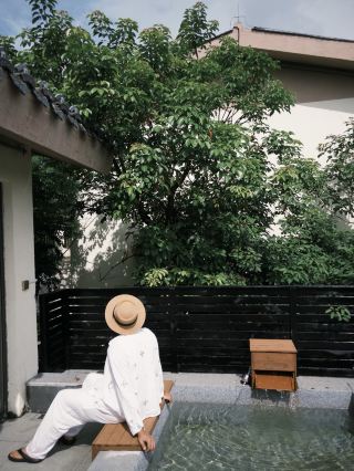 Not in Chiang Mai, Thailand, but in Ningming, Guangxi, a hidden hot spring guesthouse