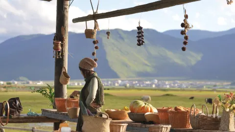 무카 창밖은 인간 세상의 절경 — traveler post in 더친