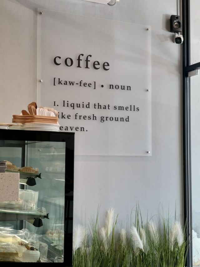 CROISSANT LOVER WHERE ARE YOU?