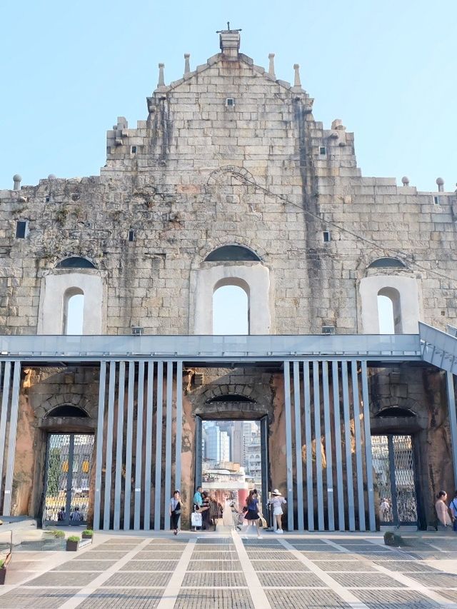 The Ruins of Saint Paul's 
