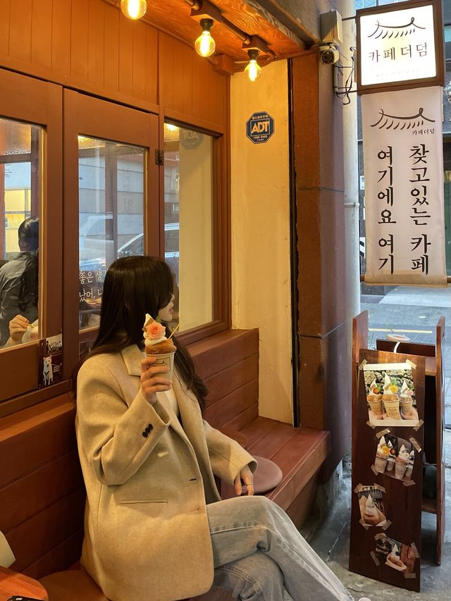 부산에서 단짠단짠 소금빵 아이스크림과 제주감성 느끼기