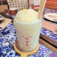 20-05-2023  好有夢幻色彩咖啡店