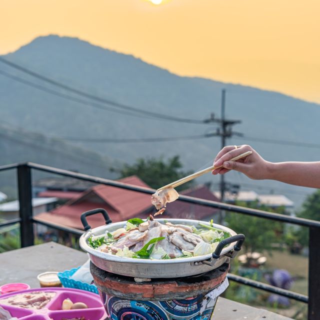 ที่พักภูชี้ฟ้าเปิดใหม่ ใกล้จุดชมทะเลหมอก ⛰️