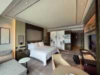 Four Seasons Hotel Hong Kong 🌸✨
