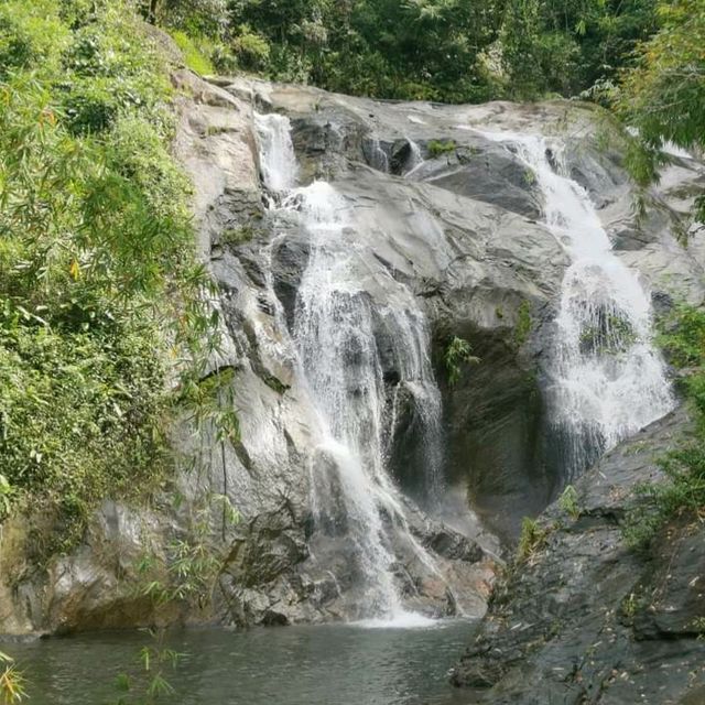 กางเต๊นท์ฟินๆที่ช้างกลาง