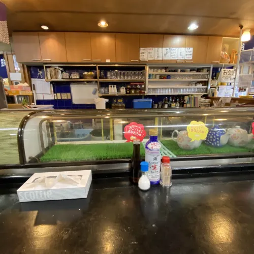 沖縄🏝久米島の昼から飲める居酒屋🏮「波路」
