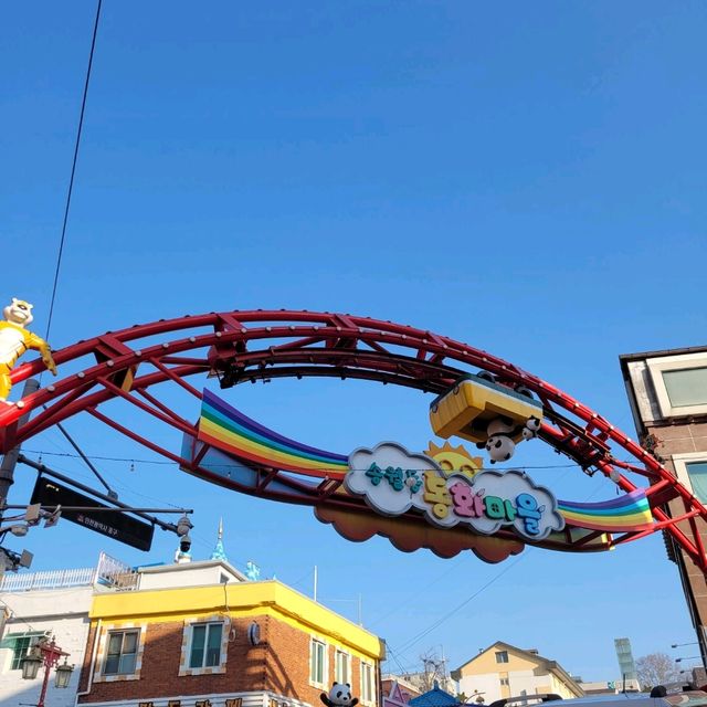 ถ่ายรูปชิคๆ ที่หมู่บ้านเทพนิยาย Donghwa Village 🎡