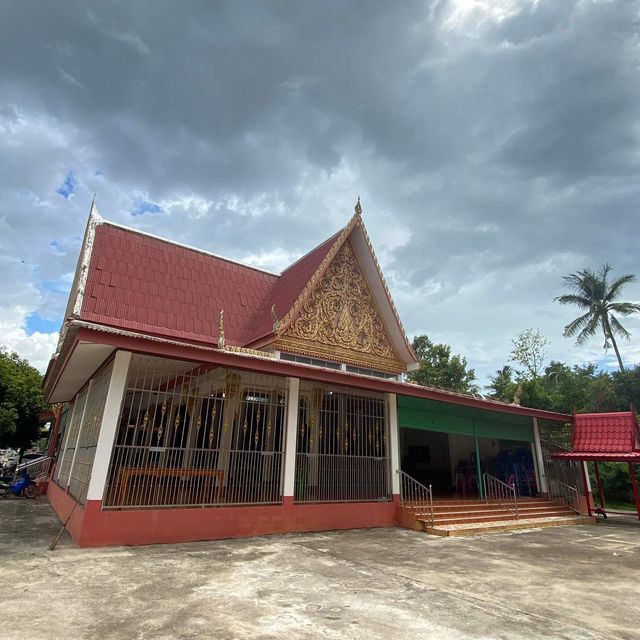 เที่ยววัดทำบุญ