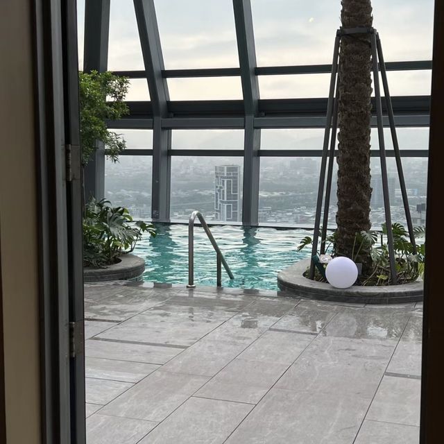 台北住宿推薦 - 新板希爾頓酒店