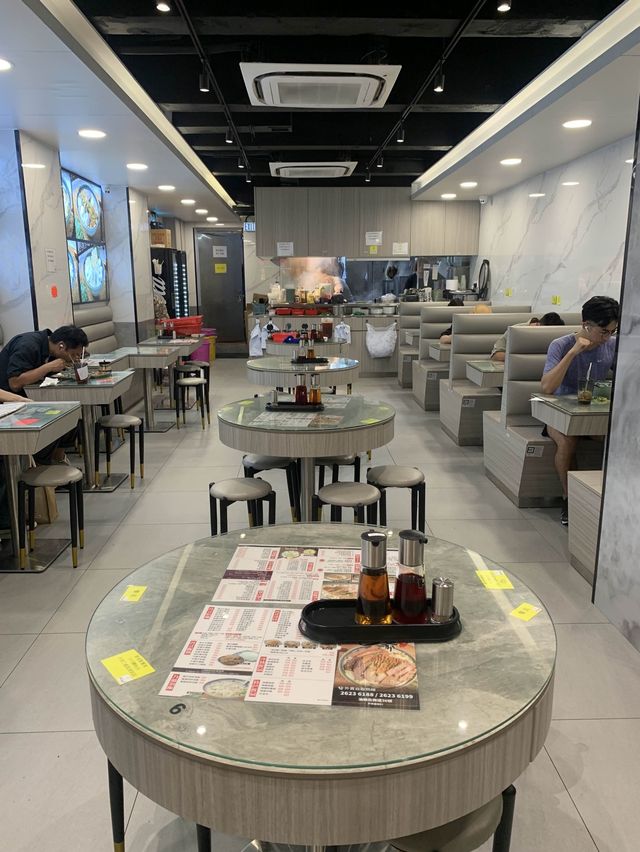 ［出色 性價比高 佐敦牛腩粉麵店❣️］