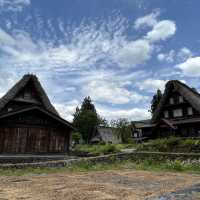 現時生活中嘅茅屋部落-日本相倉合掌村