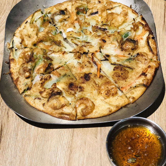 滿低消，小菜無限續：輪流請客 x GLAMAIR 韓式餐廳 二號店 