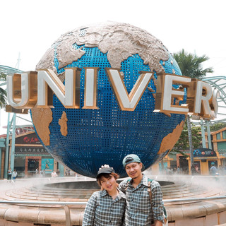 Let's go to Universal Singapore!