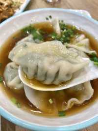 😋 刀削麵🍜有啲咬頭好煙韌 