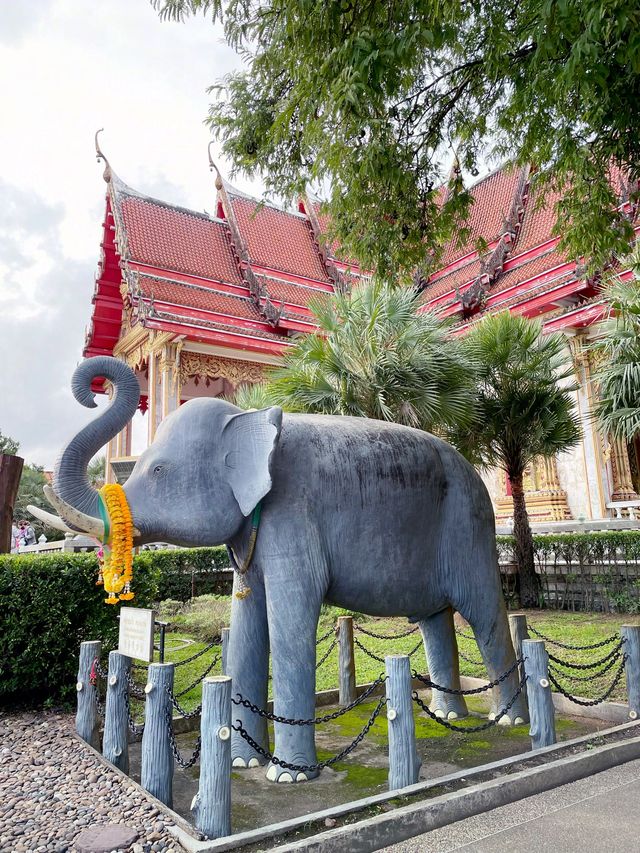 Phuket's Majestic Temple Complex