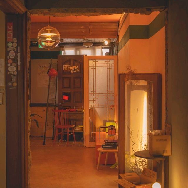 레트로 감성이 물씬 느껴지는 개항백화 카페&소품샵 | 트립닷컴 인천 레트로 감성이 물씬 느껴지는 개항백화 카페&소품샵 | 트립닷컴 인천 