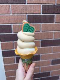 迪士尼樂園春日祭新口味雪糕🧡💚🍦🧊